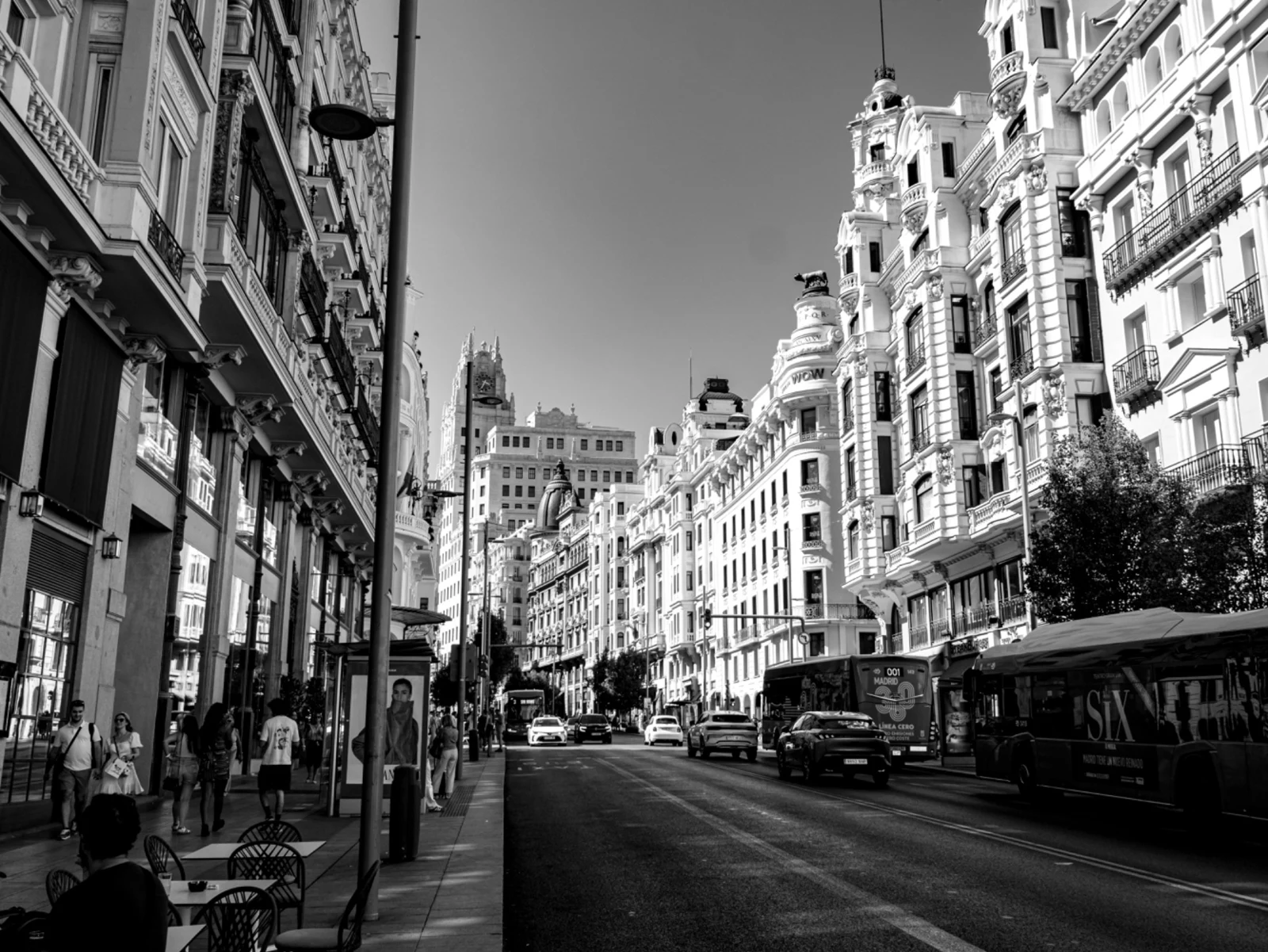 El ritmo de la Gran Vía — fotografía de Carlos Grattelly en Madrid